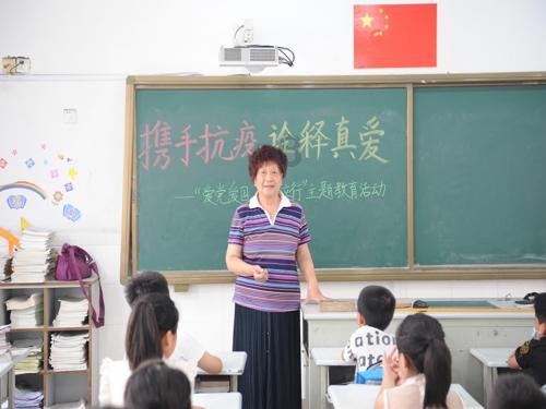 EDG输LNG后朱开当场开香槟,怒斥老东家脸都不要了